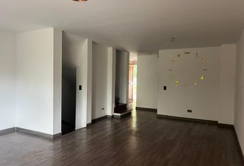 Casa en El Poblado, Medellín, Antioquia, Colombia