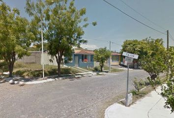 Lote de Terreno en  Jardín Y Cancha Techada El Yaqui, Calle Uxmal 1118, El Yaqui, Colima, 28075, Mex