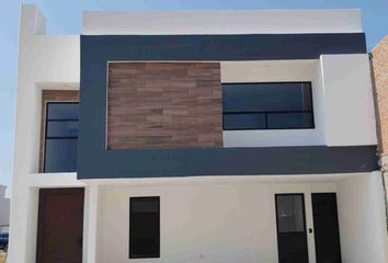 Casa en  San Bernardino Tlaxcalancingo, San Andrés Cholula