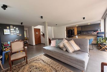 Casa en El Poblado, Medellín, Antioquia, Colombia
