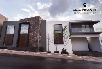 Casa en fraccionamiento en  La Loma Residencial & Club De Golf, Circuito La Loma, Lomas Del Tecnologico, San Luis Potosí, México