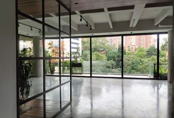 Apartamento en El Poblado, Medellín, Antioquia, Colombia
