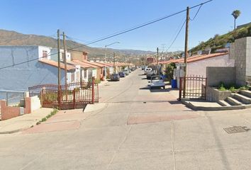 Casa en fraccionamiento en  Lomas De Popotla, Lomas De La Presa, Ensenada, Baja California, México