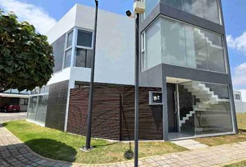 Casa en fraccionamiento en  Lomas De Angelópolis, San Bernardino Tlaxcalancingo, Puebla, México