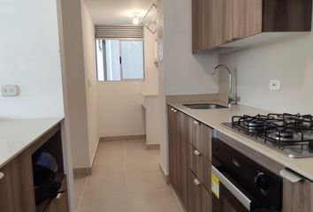 Apartment for rent in Brisas del Limonar, Cali
