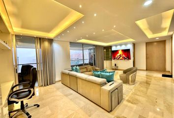 Apartamento en El Tesoro Parque Comercial, Carrera 25a, El Poblado, Medellín, Antioquia, Colombia