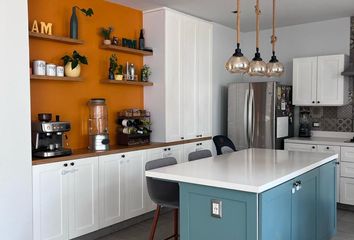 Casa en fraccionamiento en  Foresta Residencial, Avenida Benito Juarez, San Cristobal Tepontla, San Pedro Cholula, Puebla, México