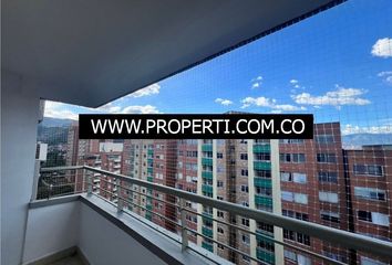 Apartment for rent in Loma de los Bernal, Medellín