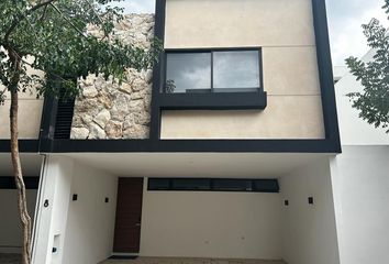 Villa en  Alta Teyra Townhouses, Montebello, Mérida, Yucatán, México