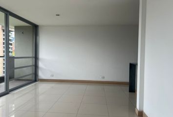 Apartamento en El Poblado, Medellín, Antioquia, Colombia