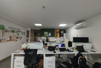 Office for rent in Pinares de San Martin, Pereira