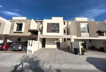 Casa en fraccionamiento en  Apodaca Centro, Apodaca