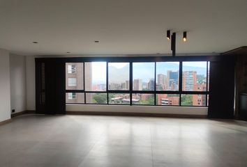 Apartment for rent in Poblado, Medellín