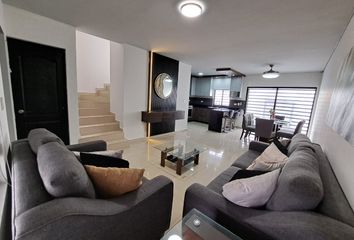 Casa en  Alejandro De Rodas, Mitras Poniente, Nuevo León, México