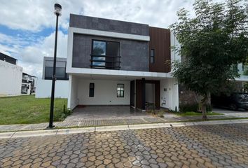 Casa en fraccionamiento en  Lomas De Angelópolis, San Bernardino Tlaxcalancingo, Puebla, México