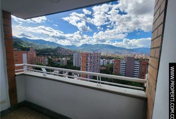 Apartment for rent in Loma de los Bernal, Medellín