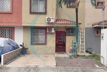 Casa en  Urb. Piamonte, La Aurora, Daule, Guayas, 091910, Ecuador