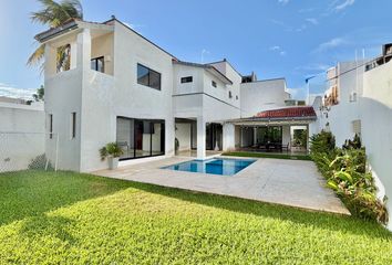 Casa en  Privada Villareal, Fraccionamiento Villareal, Mérida, Yucatán, 97113, México