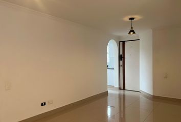 Apartamento en Camino Verde, Zona 6, Envigado, Antioquia, Colombia