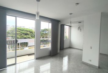 Apartamento en Conjunto Residencial Pradera, Hacienda Kachipay, Calle 60a, Villa Fatima, Cali, Valle Del Cauca, Colombia