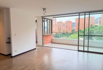 Apartamento en El Poblado, Medellín, Antioquia, Colombia