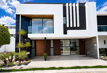 Casa en  Parque Guanajuato, Boulevard De Los Volcanes, Lomas De Angelópolis, Puebla, México