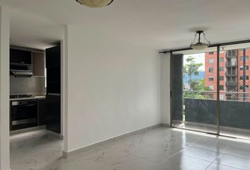 Apartamento en Loma Del Escobero, Palma De Mayorca, Envigado, Antioquia, Colombia