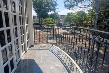 Apartamento en Cra. 9 # 52-28, Comuna 8, Cali, Valle Del Cauca, Colombia
