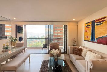 Apartamento en Altos Del Poblado, El Poblado, Medellín, Antioquia, Colombia