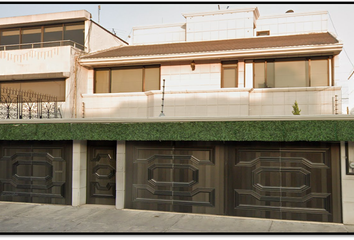 Casa en  P.º Del Río 414, Paseos De Taxqueña, 04250 Ciudad De México, Cdmx, México
