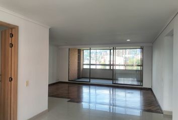 Apartamento en La Florida, El Poblado, Medellín, Antioquia, Colombia