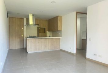 Apartamento en Avenida Las Palmas, El Poblado, Antioquia, Colombia