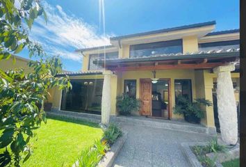 Casa en  Reservorio De Cumbaya, Quito, Ecuador