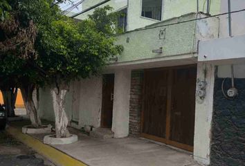 Casa en  La Moderna, Calle Gabino Chávez, Rodriguez, Irapuato, Guanajuato, México