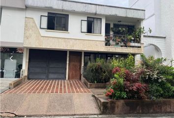Casa en  Supermercado Laureles, Calle 22 Norte, Armenia, Quindío, Colombia