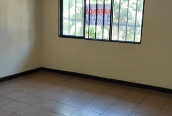 Apartment for rent in Obrero, Cali