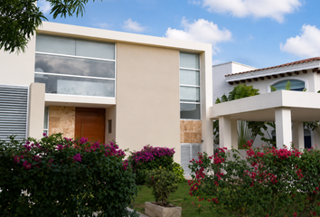 Casa en  Yucatán Country Club, Yucatán, México