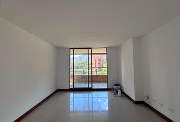 Apartamento en El Poblado, Medellín, Antioquia, Colombia