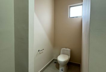 Casa en  Cerradas Lumina I, Calzada Las Cumbres, Dominio Cumbres, Mitras Poniente, N.l., México