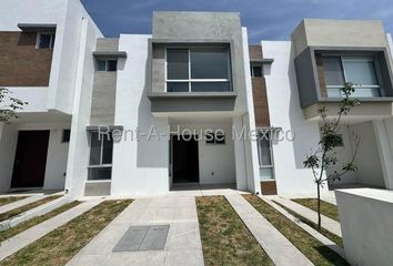 Casa en condominio en  Zaru, Zakia, Querétaro, México