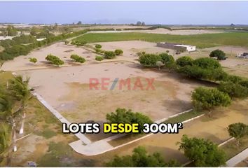 Terreno en  G4w8+97 Puerto Morín, Perú