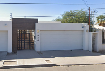 Casa en  Calle Buenos Aires, Col Cuauhtémoc Sur, 21200 Mexicali, Baja California, México