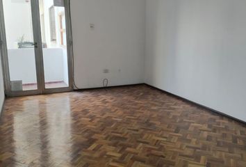 Departamento en  Avenida España 985, Mendoza, Provincia De Mendoza, Argentina