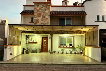 Casa en fraccionamiento en  Calle Francisco Villa 30-30, Fracc Camp San Juan Sec Bugambilias, San Juan Del Río, Querétaro, 76821, Mex