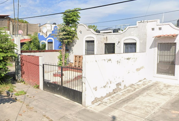 Casa en  Caritina Maldonado 412, Lo De Villa, 28983 Colima, Col., México