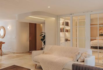 Apartamento en El Poblado, Medellín, Antioquia, Colombia