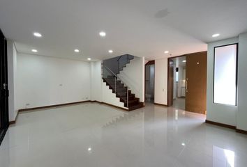 Casa en Envigado, Antioquia, Colombia