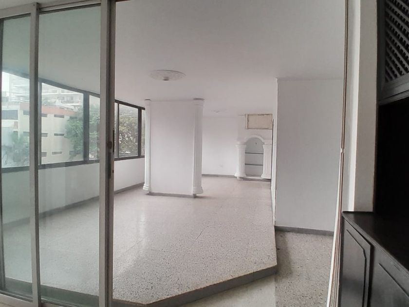 Apartamento en arriendo Alto Prado, Localidad Río-mar