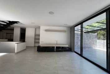 Casa en El Poblado, Medellín, Antioquia, Colombia