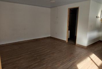 Apartamento en Carrera 97, San Javier Numero 1, Comuna 13 - San Javier, Perímetro Urbano Medellín, Medellín, Valle De Aburrá, Antioquia, Rap Del Agua Y La Montaña, 050033, Colombia